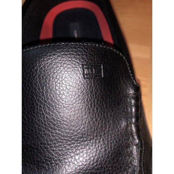Tommy Hilfiger Men's Black Penny Loafer Shoes Size 10 Wide excellent condition - Picture 8 of 10